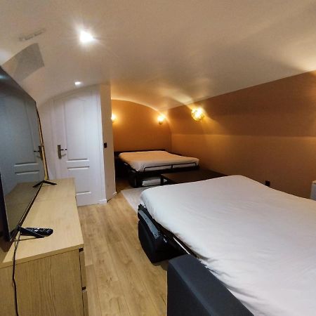 Beautiful Triplex In The Center Of Paris Apartment Ngoại thất bức ảnh