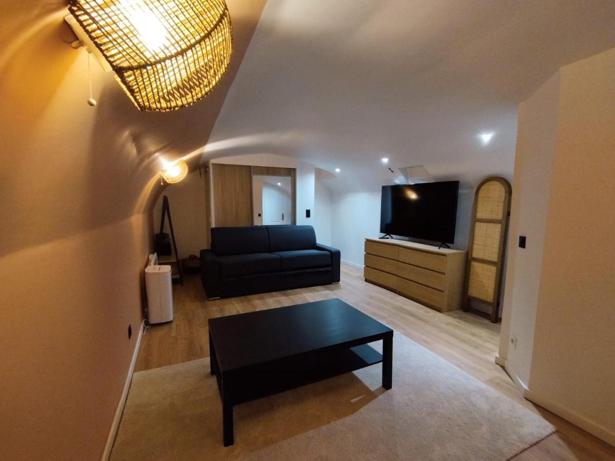 Beautiful Triplex In The Center Of Paris Apartment Ngoại thất bức ảnh