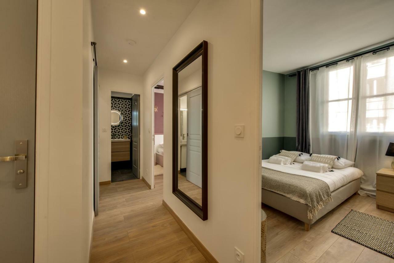 Beautiful Triplex In The Center Of Paris Apartment Ngoại thất bức ảnh