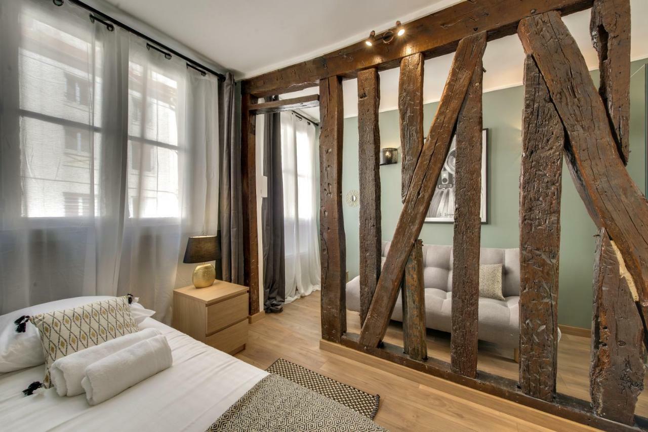 Beautiful Triplex In The Center Of Paris Apartment Ngoại thất bức ảnh