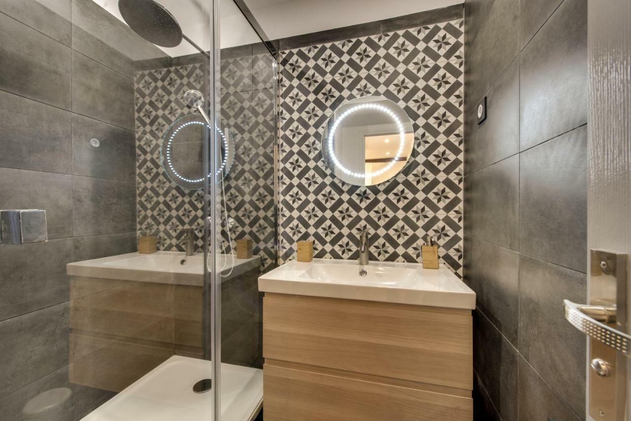 Beautiful Triplex In The Center Of Paris Apartment Ngoại thất bức ảnh